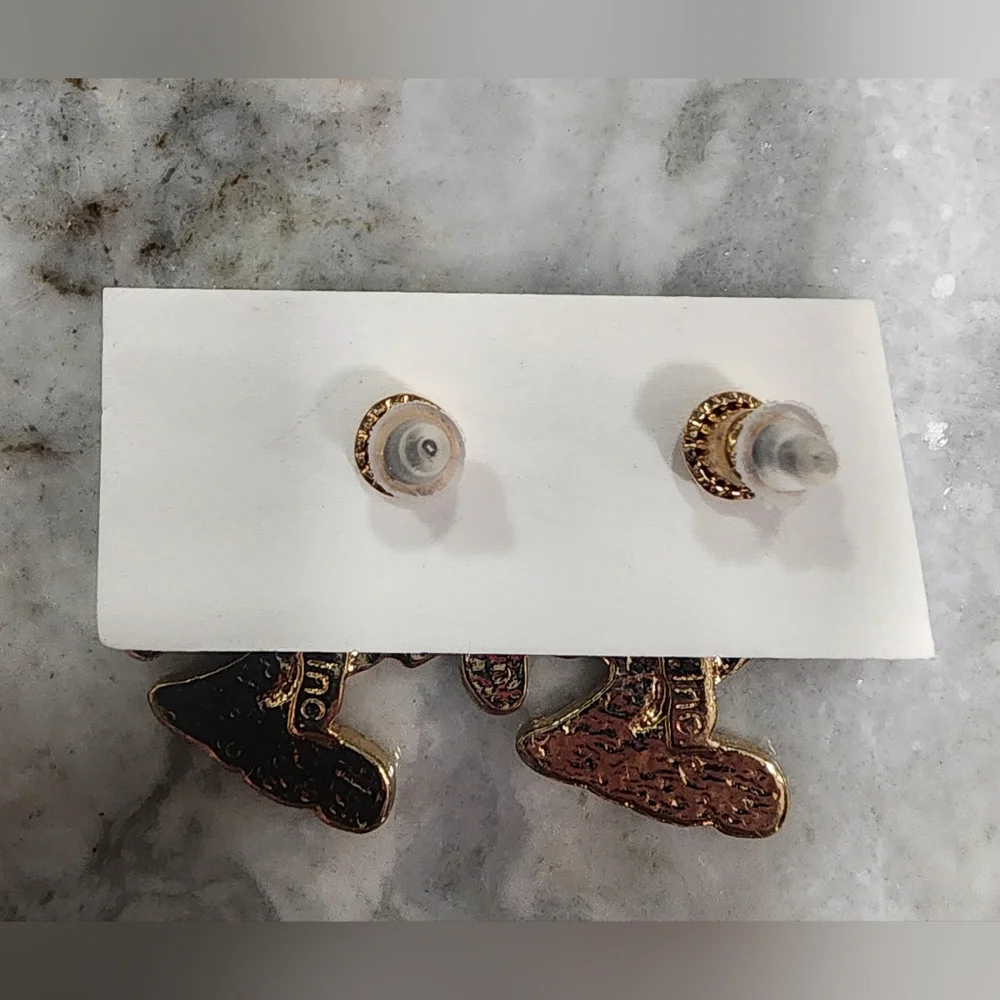 Garfield Cat Silver Earrings NWT - Picture 2 of 3